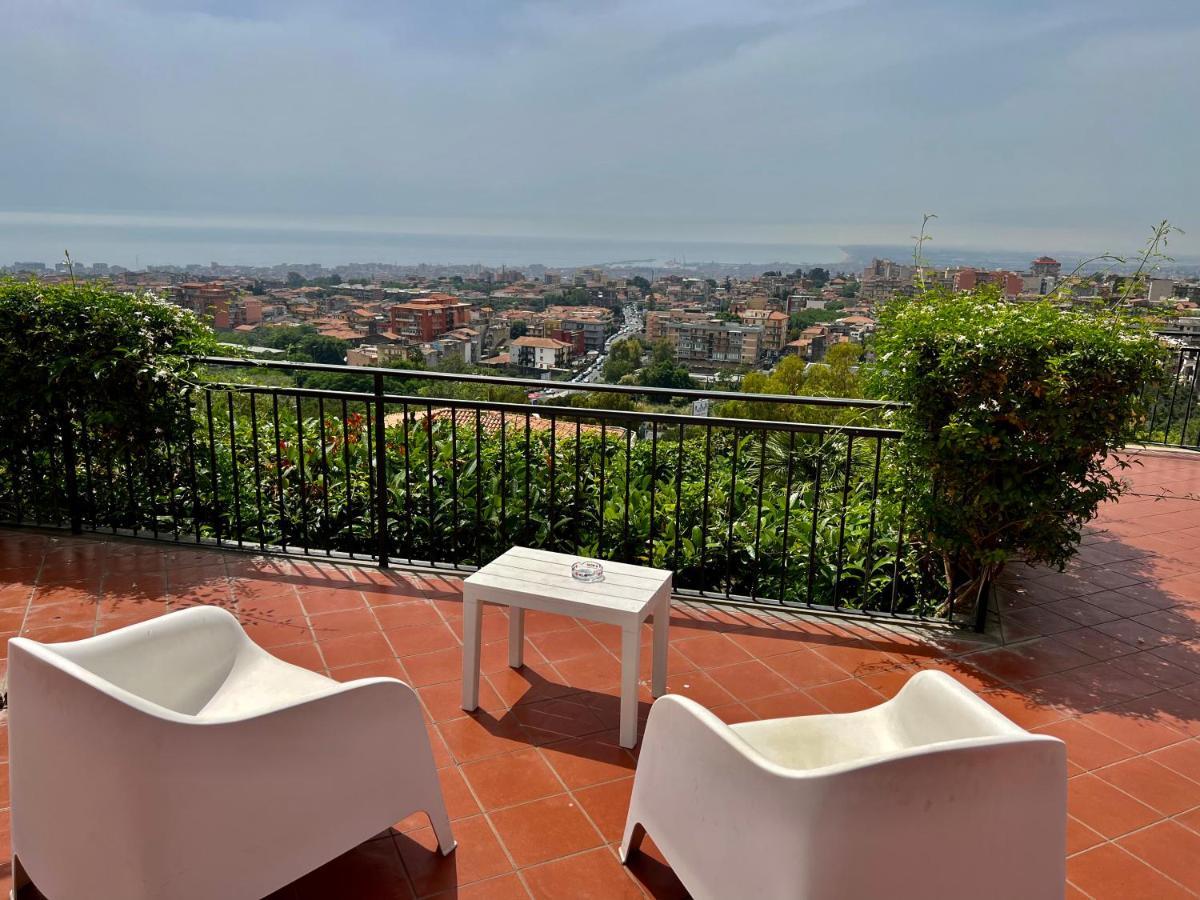 Villa Leucatia Sant'Agata Li Battiati Kültér fotó